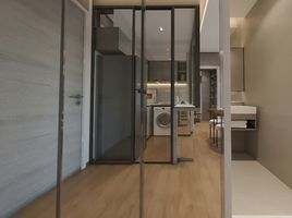 2 Bedroom Condo for sale at Nue Evo Ari, Sam Sen Nai