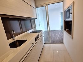 2 Schlafzimmer Appartement zu verkaufen im The Room Sathorn-Taksin, Bang Yi Ruea