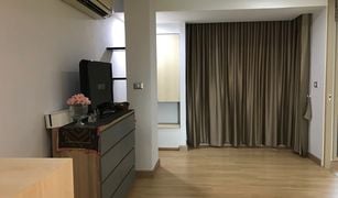 1 Schlafzimmer Wohnung zu verkaufen in Bang Chak, Bangkok Tree Condo Sukhumvit 52