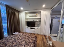 1 Schlafzimmer Appartement zu vermieten im 15 Sukhumvit Residences, Khlong Toei Nuea