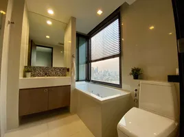 1 Bedroom Condo for sale at Rhythm Sukhumvit 44/1, Phra Khanong