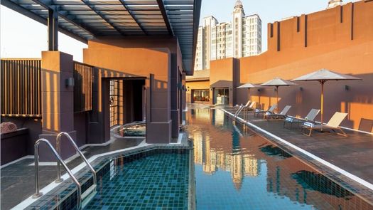 图片 1 of the Communal Pool at Marriott Executive Apartments Sukhumvit 50