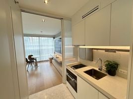 คอนโด 1 ห้องนอน ให้เช่า ในโครงการ สโคป พร้อมศรี, คลองตันเหนือ