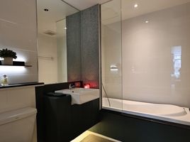 1 спален Кондо в аренду в The Amethyst Sukhumvit 39, Khlong Tan Nuea