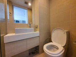 1 спален Кондо в аренду в Double Lake Condominium, Ban Mai