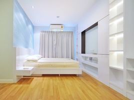2 Schlafzimmer Appartement zu vermieten im Lumpini Park Riverside Rama 3, Bang Phongphang