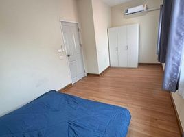 2 Schlafzimmer Reihenhaus zu vermieten im Golden Town 3 Bangna-Suanluang, Dokmai, Prawet