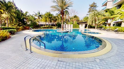 3Dウォークスルー of the Communal Pool at The Resort Condominium 