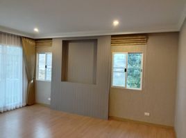 3 Schlafzimmer Haus zu vermieten im Passorn Prestige Pinklao-Phetkasem, Om Noi
