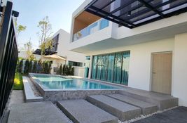 3 bedroom Villa for sale in Phuket, Thailand