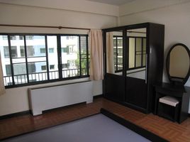 2 Schlafzimmer Wohnung zu vermieten im Lin Court, Khlong Toei, Khlong Toei