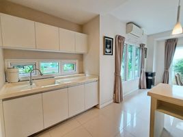 3 Schlafzimmer Haus zu vermieten im Manthana Bangna Village, Bang Chalong, Bang Phli, Samut Prakan