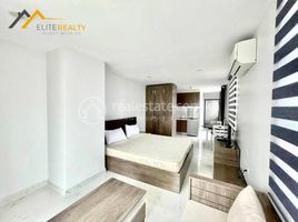 1 Schlafzimmer Appartement zu vermieten im Studio Bedroom Service Apartment In Toul Kork , Tuek L'ak Ti Bei