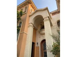 5 Schlafzimmer Villa zu verkaufen im Al Diyar, Al Narges, New Cairo City