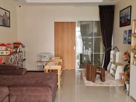 3 Schlafzimmer Shophaus zu verkaufen im Censiri Town Siam Country Club, Nong Prue