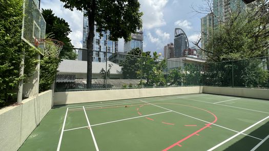 รูปถ่าย 1 of the Basketball Court at สมคิด การ์เด้น