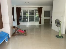 3 Bedroom Townhouse for sale at The Living Rangsit-Tiwanont, Bang Phun, Mueang Pathum Thani, Pathum Thani, Thailand