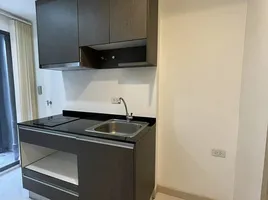 1 спален Квартира на продажу в Moniiq Sukhumvit 64, Bang Chak