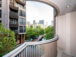 1 Schlafzimmer Wohnung zu verkaufen im Kawa Haus, Phra Khanong Nuea