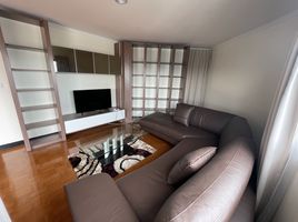 3 Schlafzimmer Appartement zu vermieten im Sathorn Gardens, Thung Mahamek