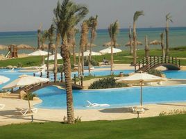 5 Bedroom Villa for sale at La Vista 6, La Vista, Qesm Ad Dabaah, North Coast, Egypt