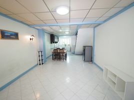 2 спален Таунхаус for rent in Чонбури, Thung Sukhla, Si Racha, Чонбури