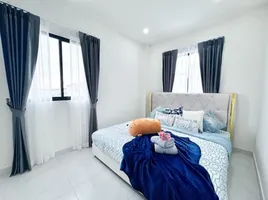 2 Schlafzimmer Reihenhaus zu verkaufen im Grand Townhome Pattaya , Nong Prue