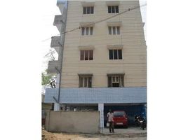 2 Schlafzimmer Appartement zu verkaufen im old 5 route, Vijayawada, Krishna