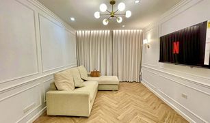 1 Bedroom Condo for sale in Lumphini, Bangkok Noble Ambience Sarasin