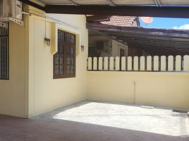 2 Bedroom Townhouse for sale at Baan Suan Kaew Makro, Thap Ma