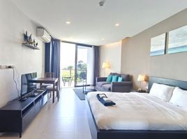 Studio Wohnung zu verkaufen im Escape Condominium, Kram