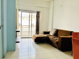 1 Schlafzimmer Wohnung zu verkaufen im Sarasinee Suites Condotel, Khu Khot, Lam Luk Ka, Pathum Thani