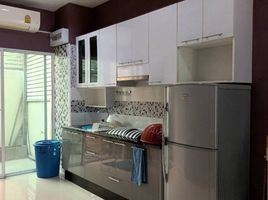 3 Bedroom Townhouse for sale at Nalin Avenue 3 , Saphan Sung, Saphan Sung, Bangkok