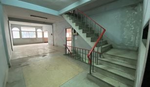 4 Bedrooms Whole Building for sale in Khlong Ton Sai, Bangkok 