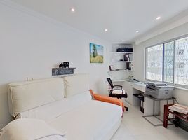 2 Schlafzimmer Wohnung zu verkaufen im Sky Beach, Na Kluea