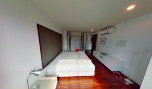 1 Bedroom Condo for sale in Khlong Toei Nuea, Bangkok Baan Saraan