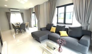 3 Bedrooms House for sale in Bang Kaeo, Samut Prakan Centro Bangna