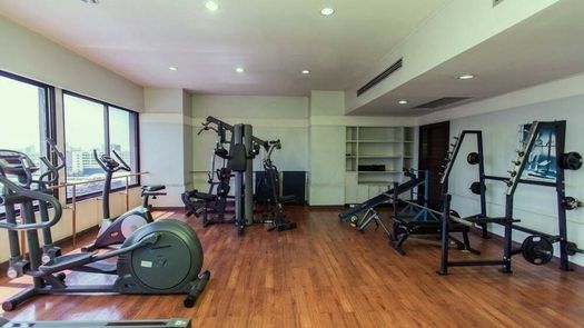 Photo 1 of the Communal Gym at Asoke Towers