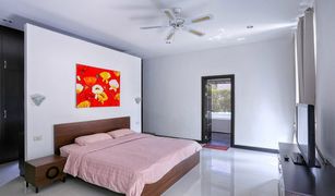 4 Bedrooms House for sale in Rawai, Phuket Saiyuan Med Village