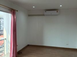 3 Schlafzimmer Reihenhaus zu vermieten im Pruksa Town Nexts Loft Pinklao-Sai 4, Krathum Lom, Sam Phran