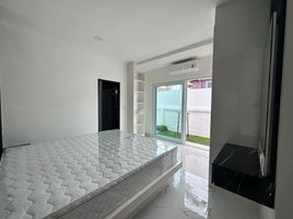 4 Schlafzimmer Villa zu verkaufen im Eakmongkol Chaiyapruek 2, Nong Prue