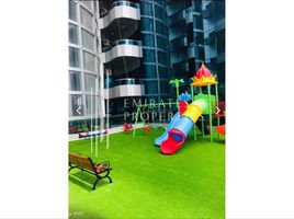 2 बेडरूम अपार्टमेंट for sale at Conquer Tower, Sheikh Maktoum Bin Rashid Street