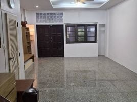 4 спален Таунхаус в аренду в Rueang Siri Village, Bang Chak