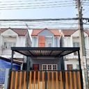 หมู่บ้านนพบุรินทร์