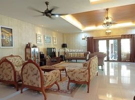 6 Bedroom Townhouse for sale in Dengkil, Sepang, Dengkil