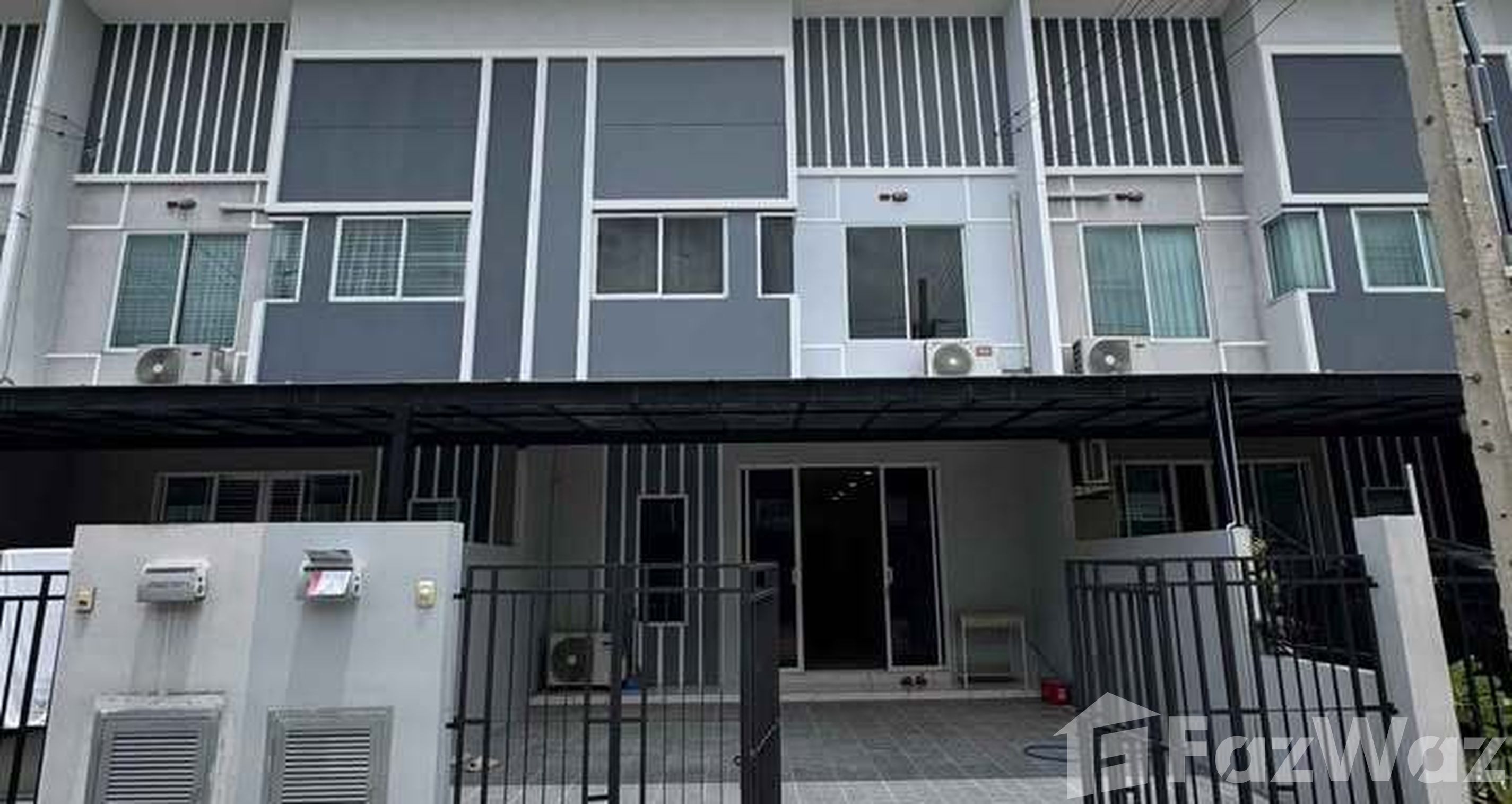 4 Bedroom Townhouse for sale at RK HOME PARK 2 RAMA 9-WAONWAEN