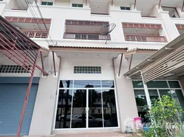 3 Bedroom Townhouse for sale at Baan Krissana-Suvarnabhumi, Racha Thewa