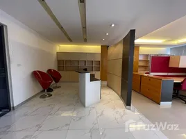 108 кв.м. Office for rent at Monterey Place, Khlong Toei