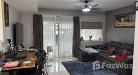 ยูนิตมือสองและให้เช่า