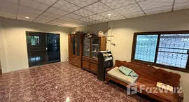 ยูนิตมือสองและให้เช่า